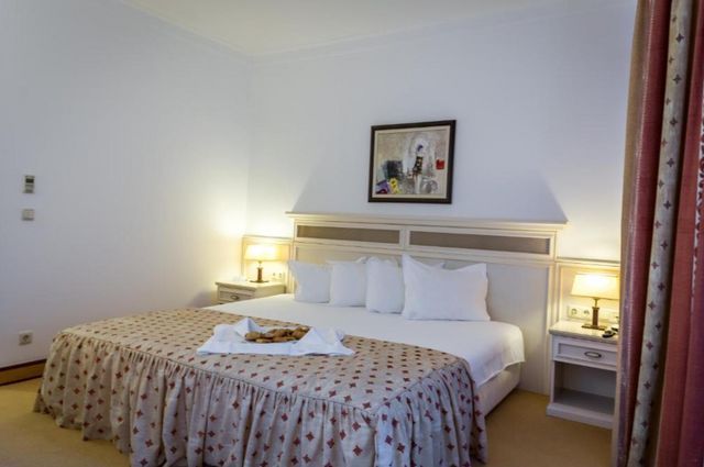 Royal Palace Helena Sands Hotel - single room luxury